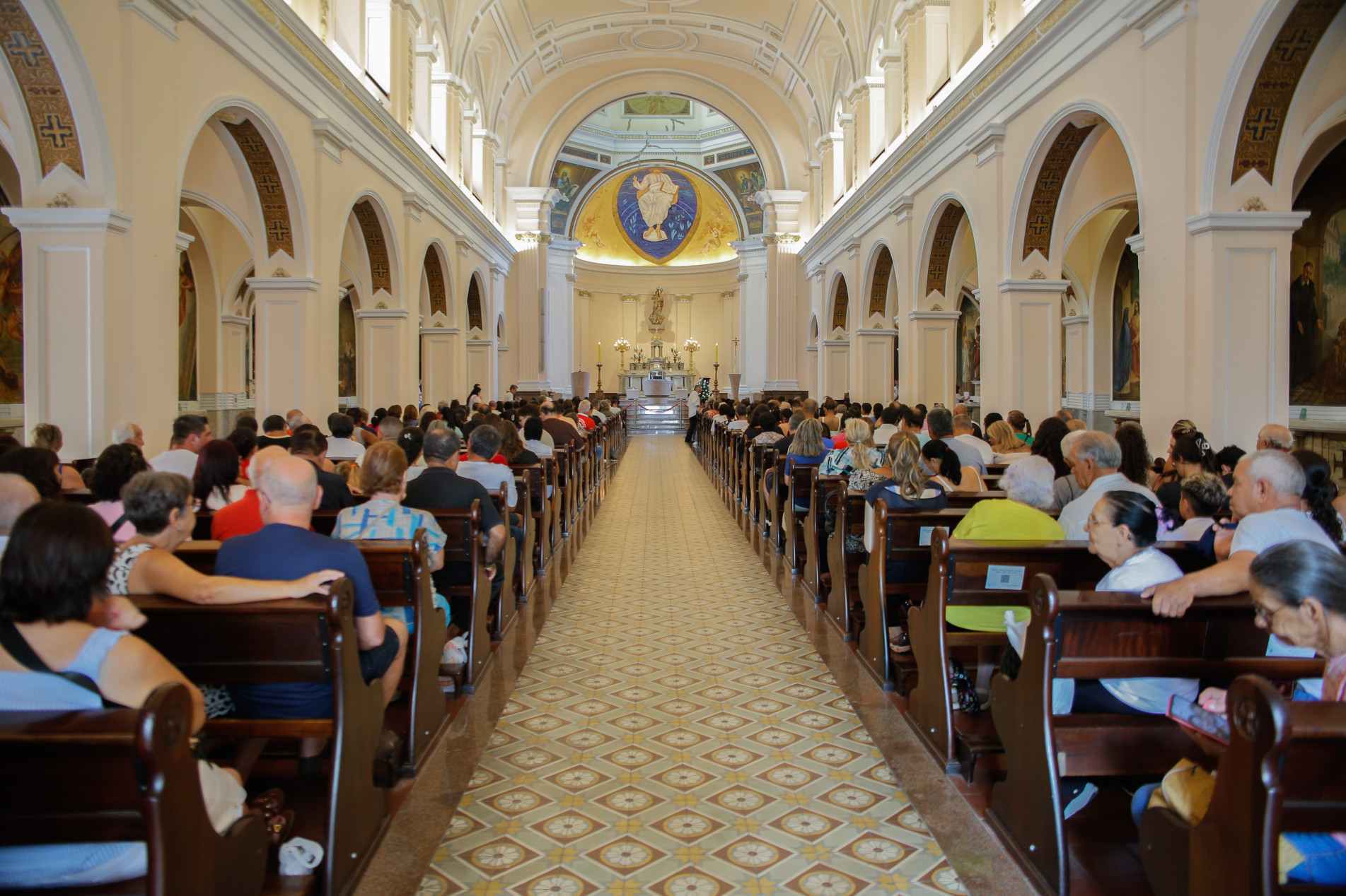 Museu Arquidiocesano de Arte Sacra de Sorocaba Comendador Luiz Almeida
(Madas-Lam) funcionava no piso superior da Catedral Metropolitana