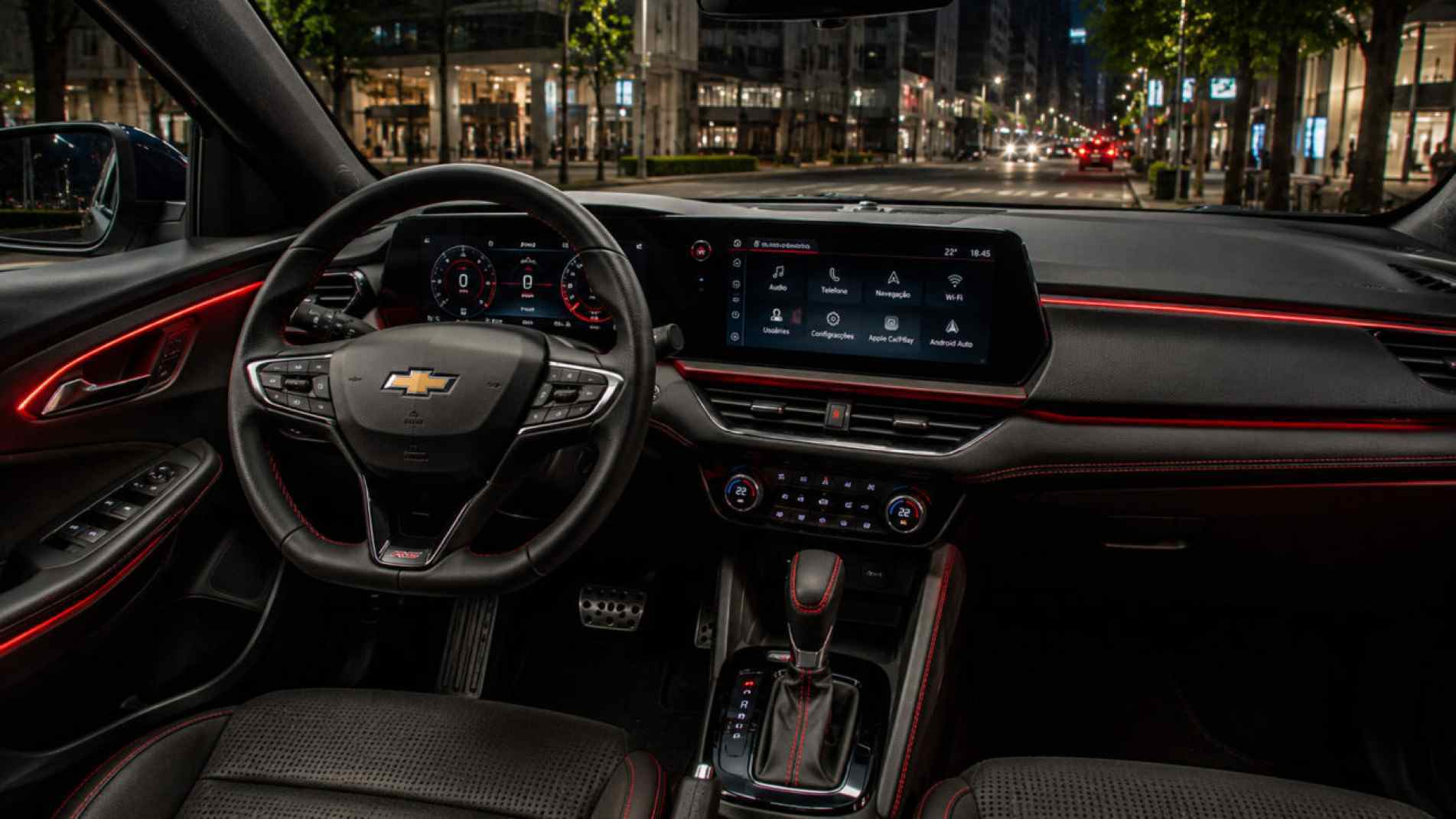 Quadro de instrumentos e central multimídia tem espelhamento sem fio de Android Auto e AppleCarPlay