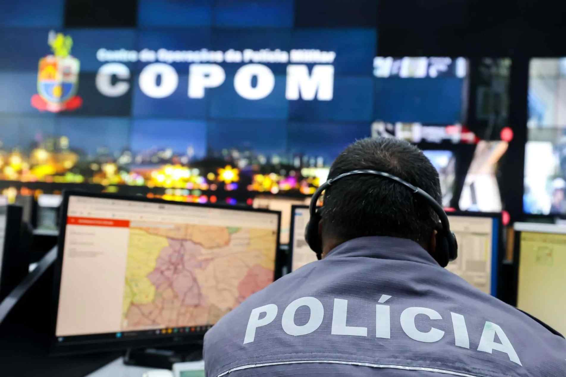 Primeiro passo é entrar em contato com o serviço de emergência da Polícia Militar pelo 190
