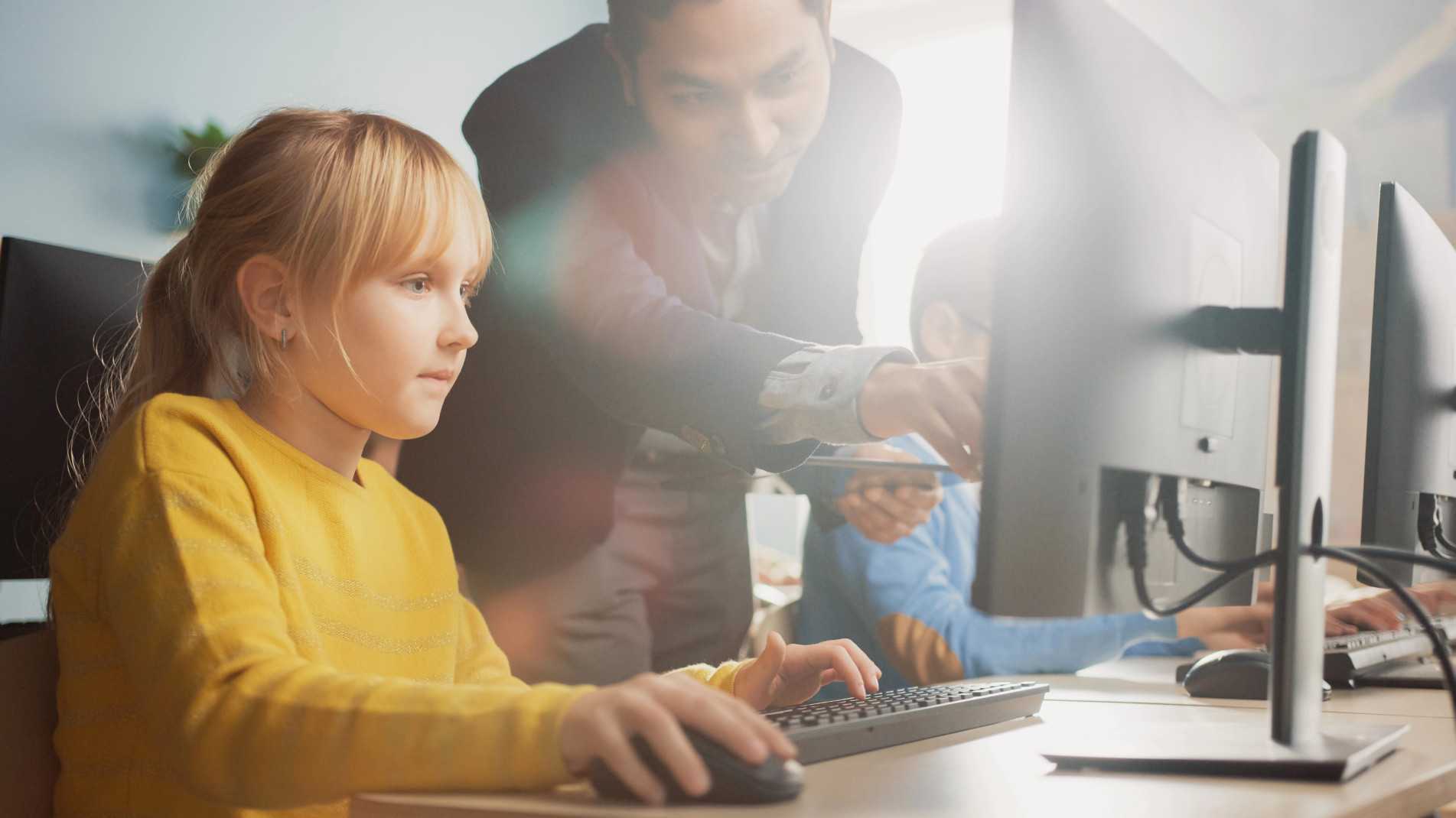 Como primeira ação, serão oferecidos os cursos 