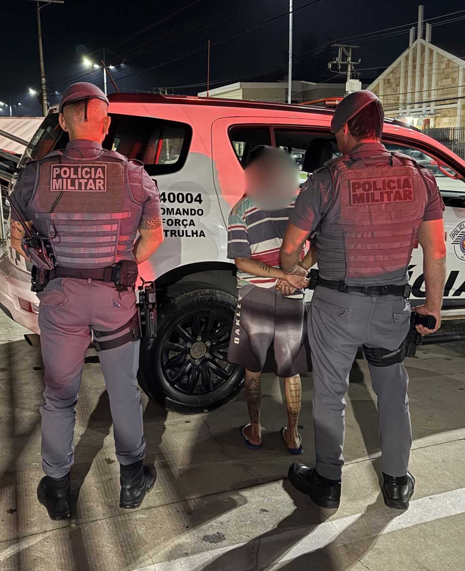 Suspeito preso em flagrante pelo crime 