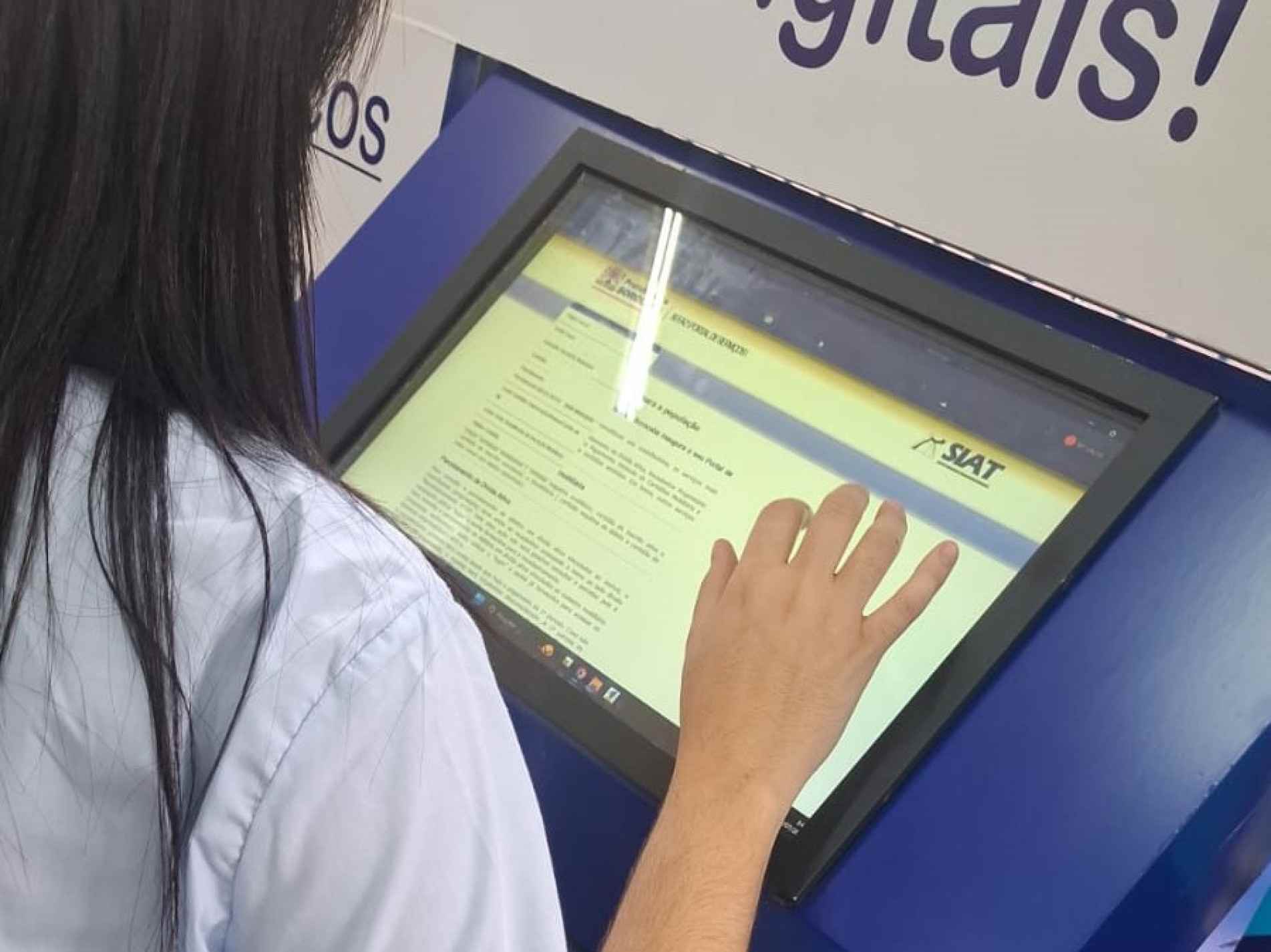 Funcionários das Casas do Cidadão ficarão
à disposição para auxiliar procedimentos