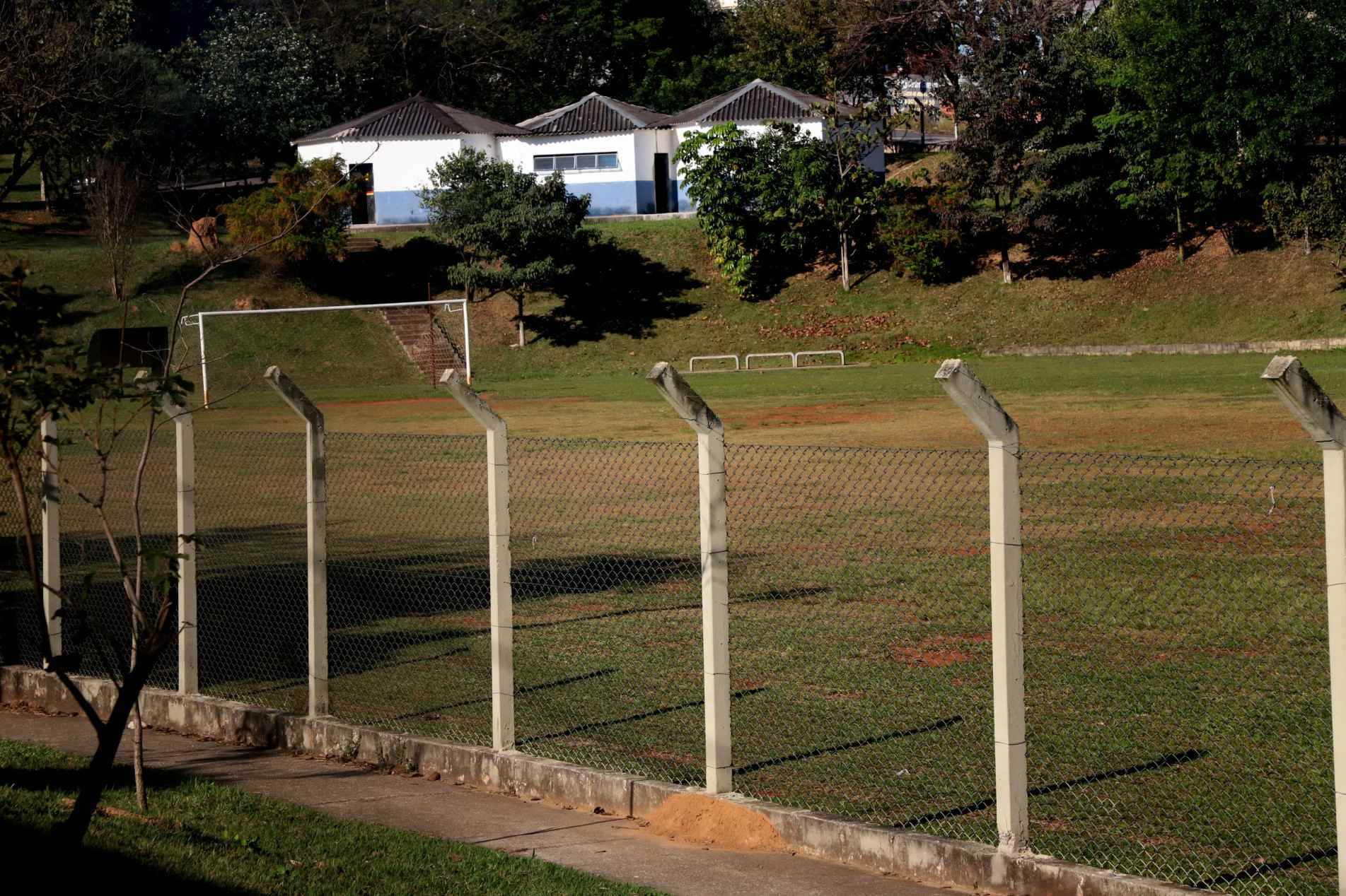 Falta a placa indicativa e Prefeitura de Sorocaba informou que vai providenciar 