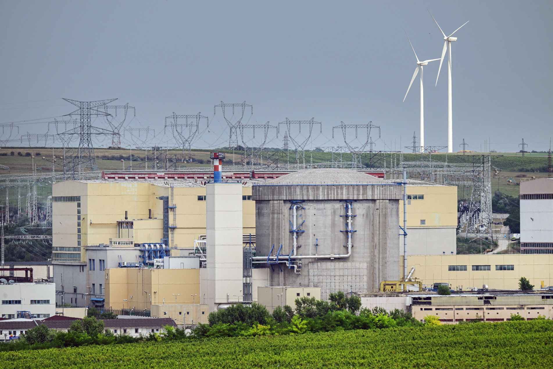 Produção em usina nuclear na Romênia precisou ser cortada por motivo de segurança  