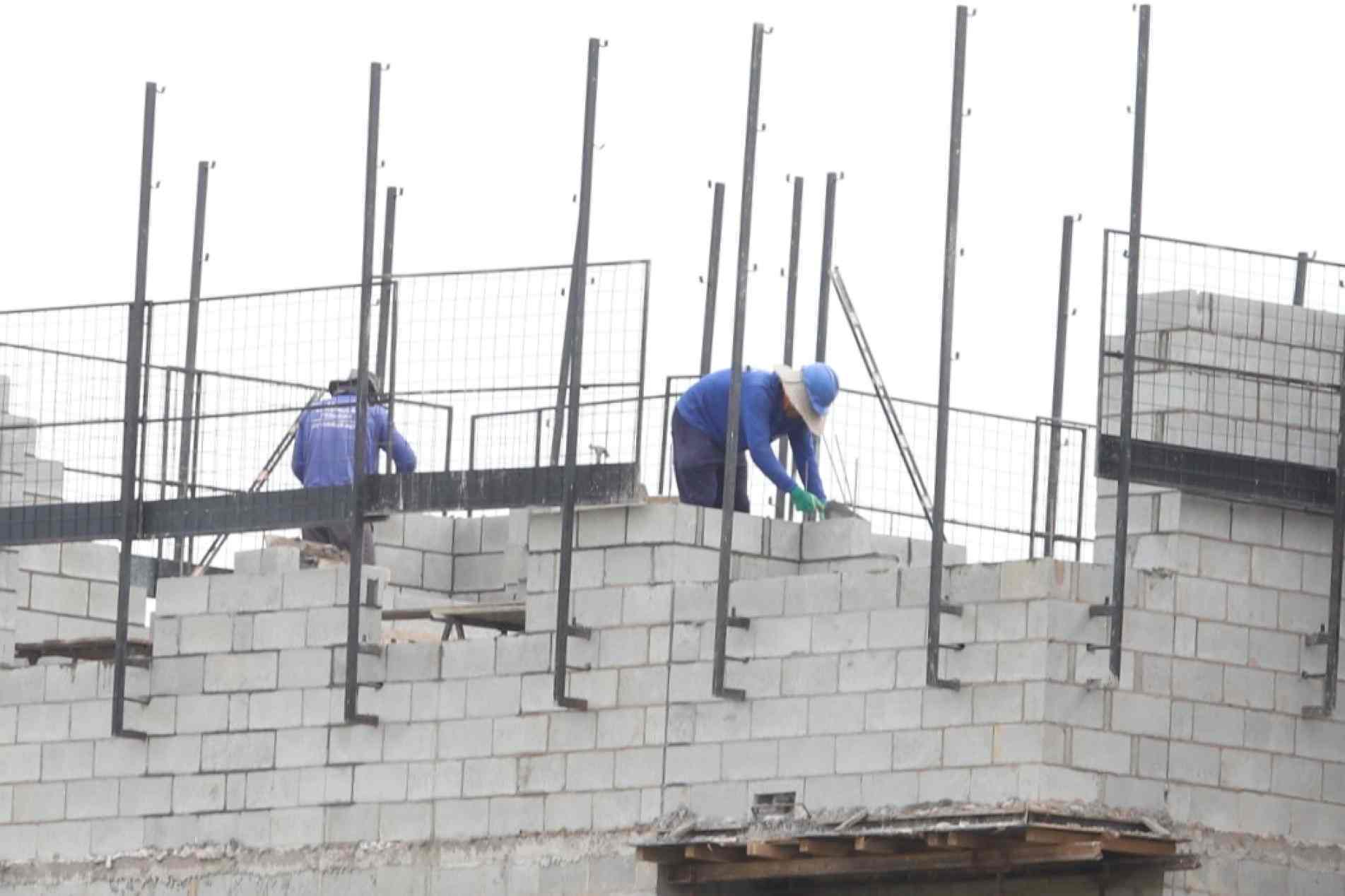 Município mantém ritmo de crescimento favorecido pelo 
desenvolvimento urbano e pela atração de novos investimentos