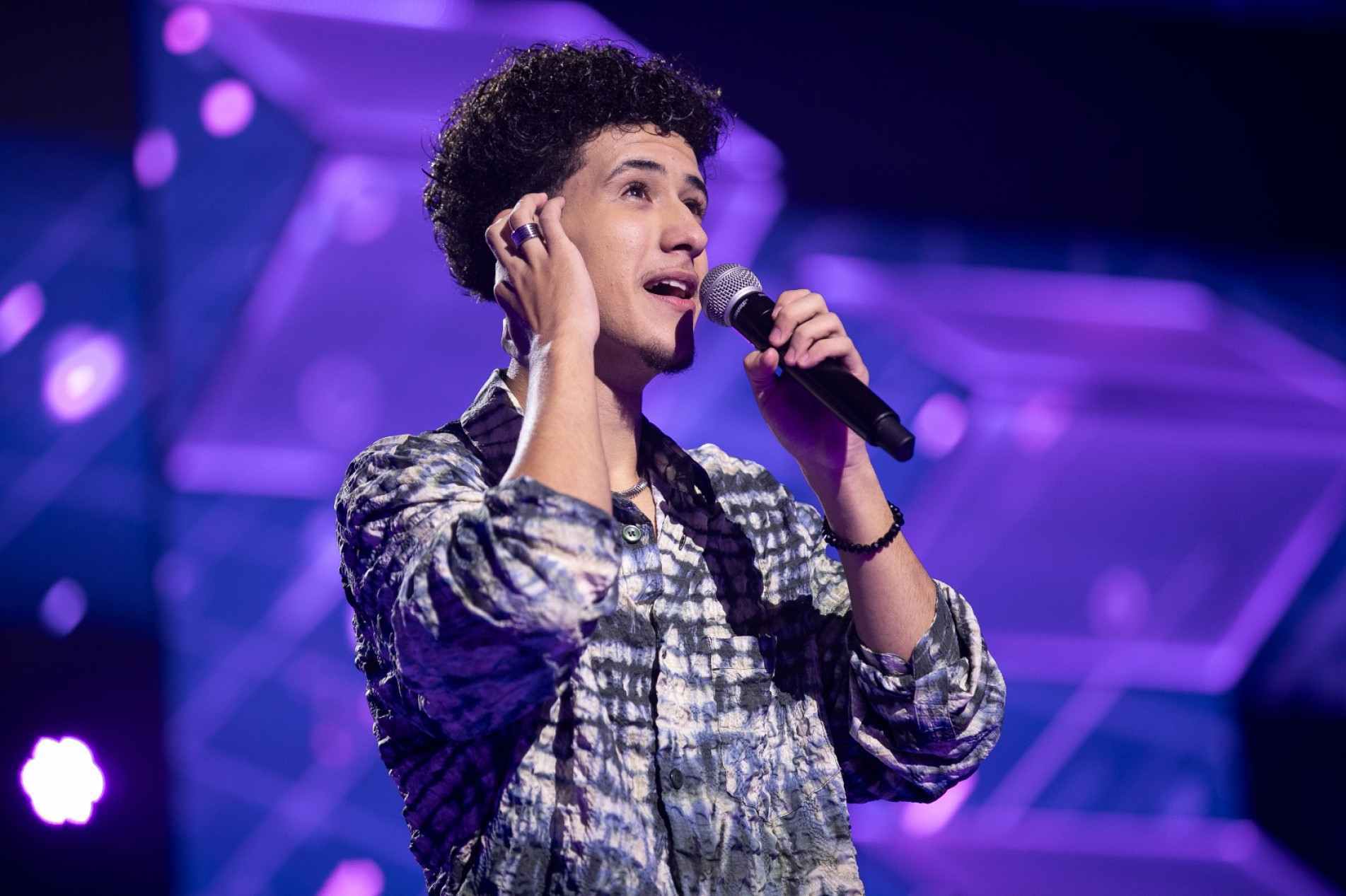 Gabriel Oliveira sobe ao palco da sexta temporada