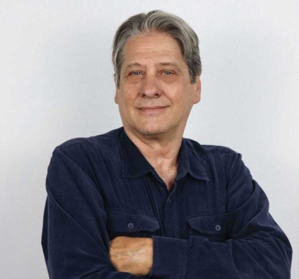 Cares diz que a saída ocorreu em comum acordo
