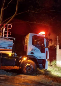 Fogo foi controlado pela Defesa Civil - Divulga&ccedil;&atilde;o/Defesa Civil