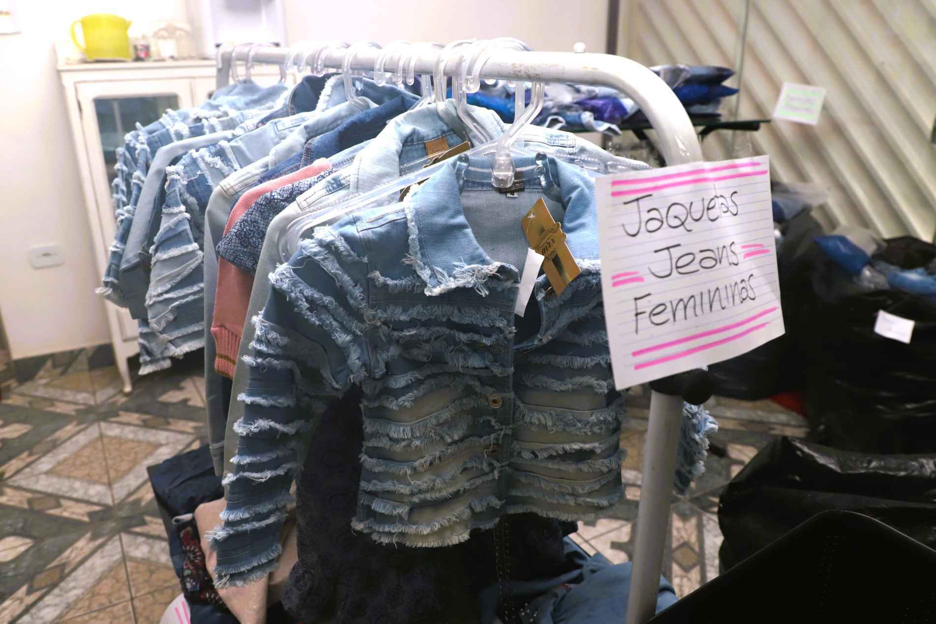 Bazar contar&aacute; com roupas novas e usadas