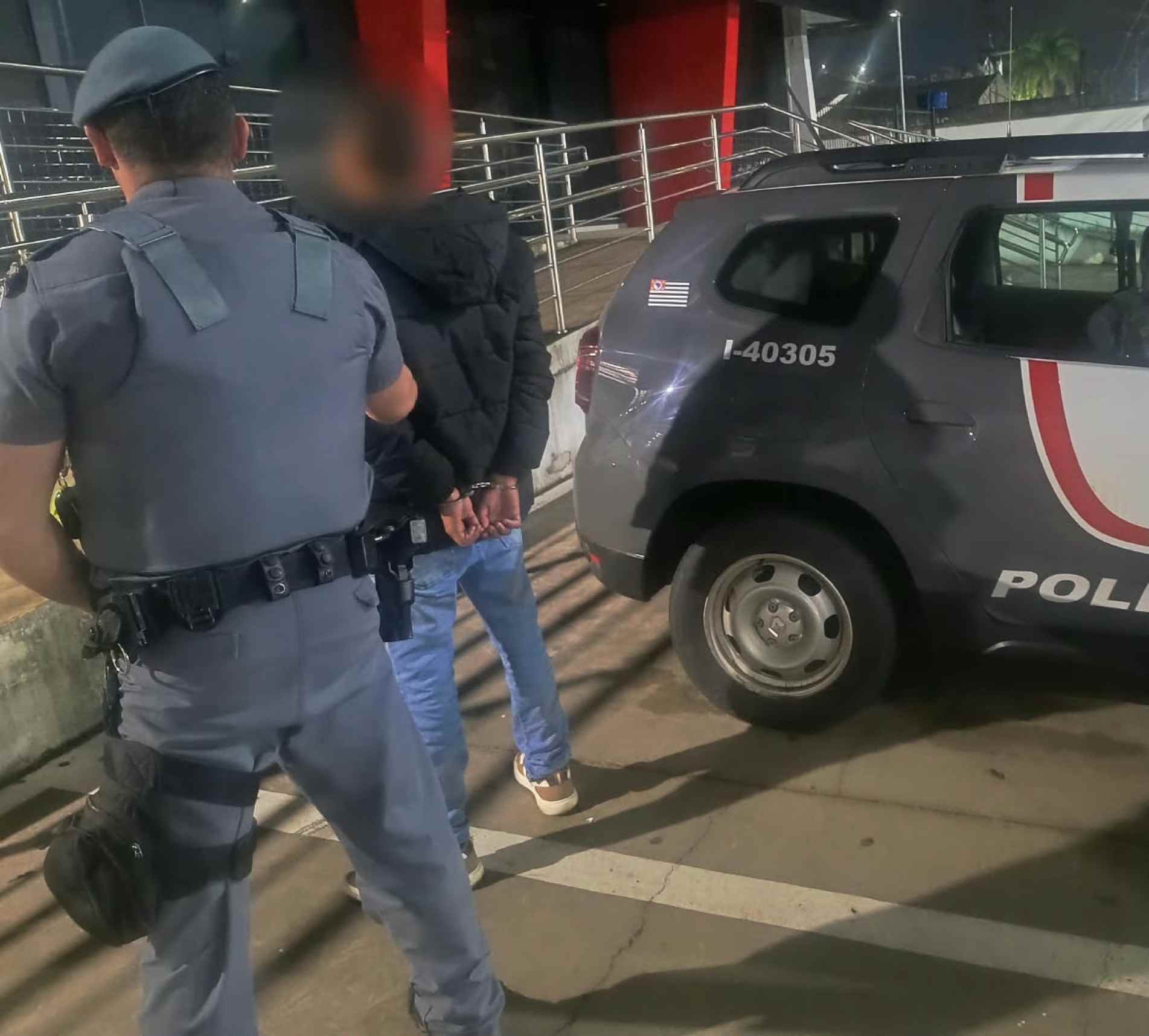 Vítima relatou ter sido agredida com socos na cabeça e um tapa no rosto