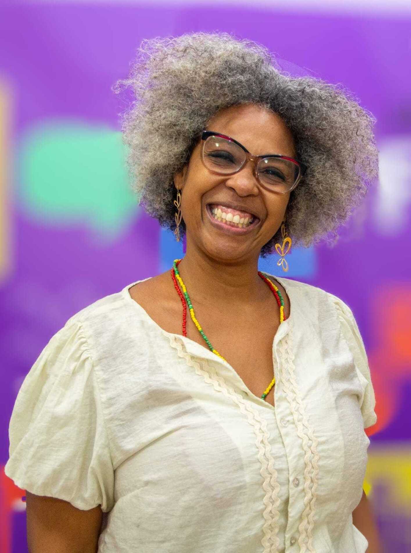 Primeiro encontro é com Paula Brito
