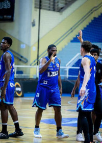 LSB vence São Caetano e estreia com vitória no Paulista