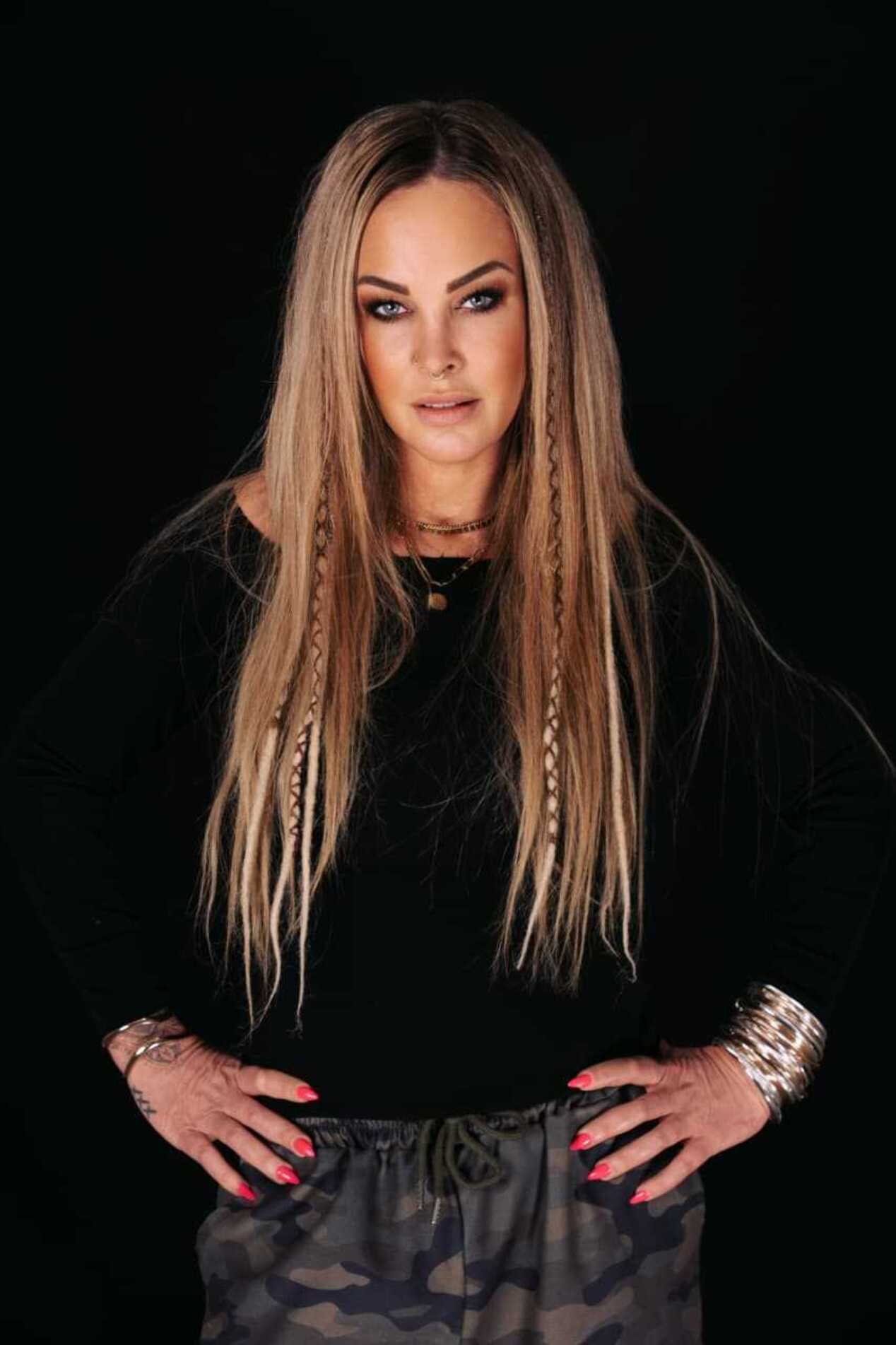 Cantora belga será a atração principal da festa Remember 90s2000 em Sorocaba