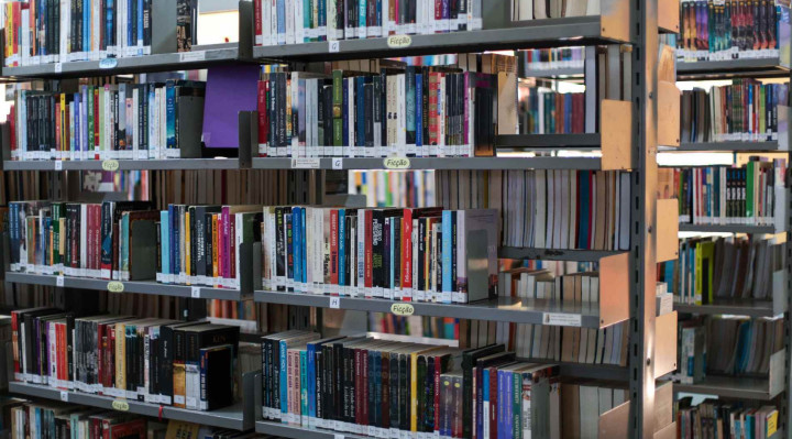 Oficina de criação de capas de vinil é atração nas Bibliotecas