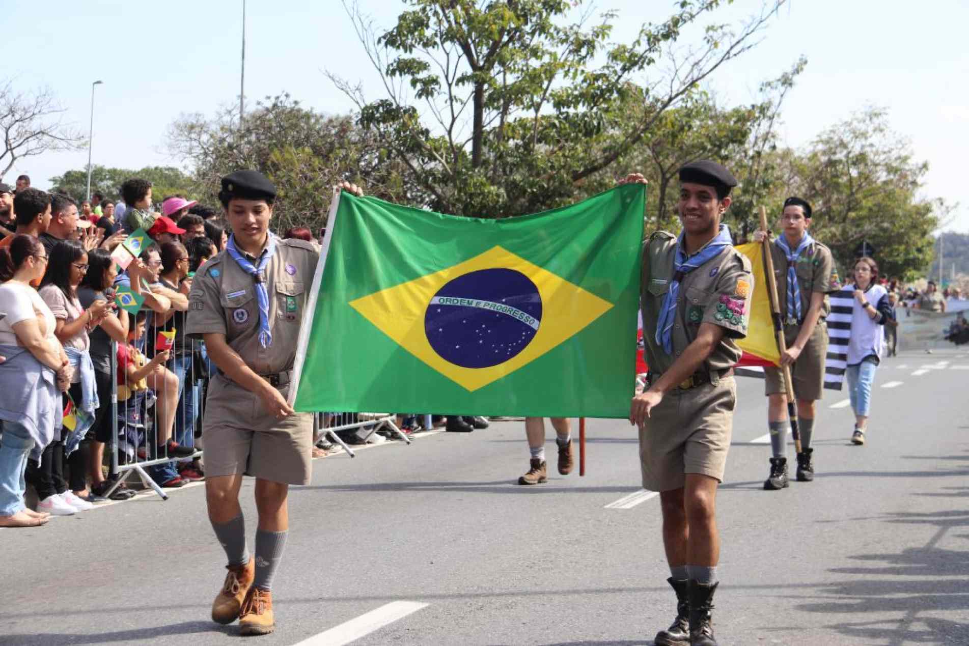 Durante as realizações do Ato Cívico, será realizado o hasteamento das bandeiras do Brasil, de São Paulo e de Sorocaba