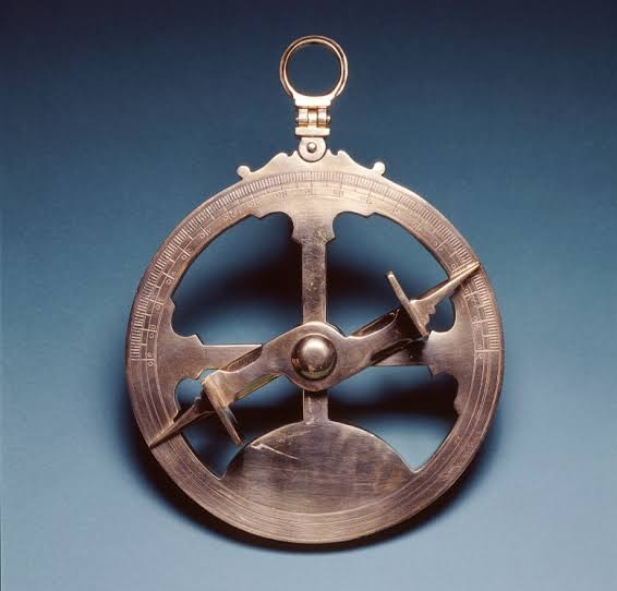 Equipamento era usado por navegadores para observar os astros e ajudar a encontrar o caminho pelo mar