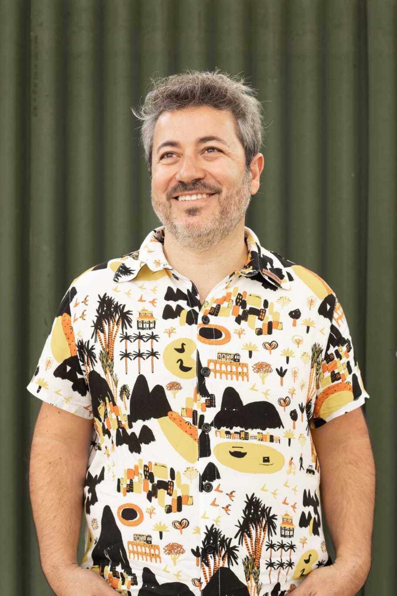 O público poderá conferir a apresentação de Evandro Marcolino, que leva ao palco o show 