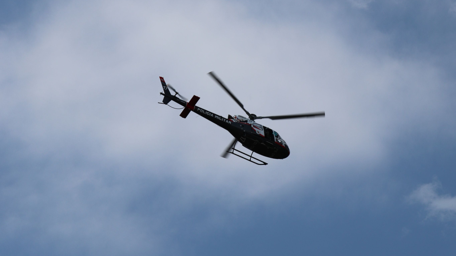 Helic&oacute;ptero &Aacute;guia da Pol&iacute;cia Militar
