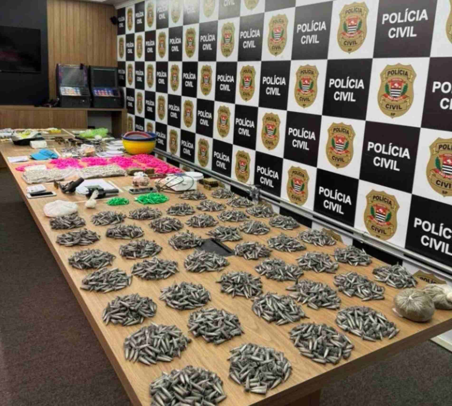 Foram apreendidos 8,66 quilos de cocaína, 2,81 quilos de maconha e 128 gramas de crack