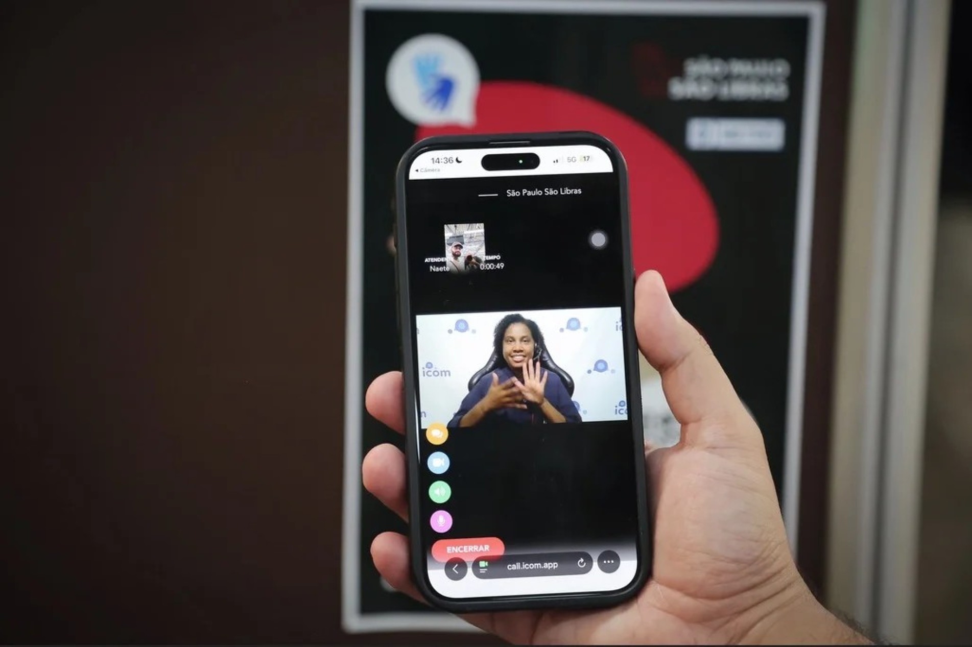 Sistema conecta o eleitor a um tradutor e
intérprete de Libras por meio de videochamada