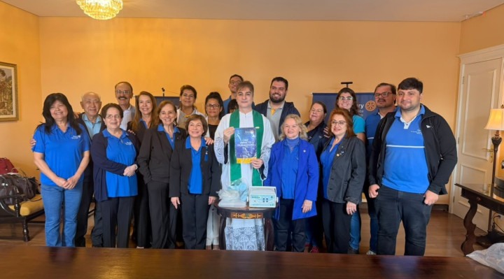 Rotary doa ordenhadeira elétrica para UTI Neonatal da Santa Casa