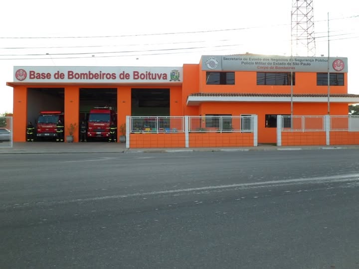 Pai levou a criança em seu próprio veículo até a Estação de Bombeiros de Boituva