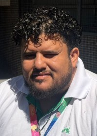 Fernando Henrique Alves da Silva de Paula tem carro pr&oacute;prio, mas utiliza o Uber diariamente para levar o filho &agrave; escola - Jo&atilde;o Frizo