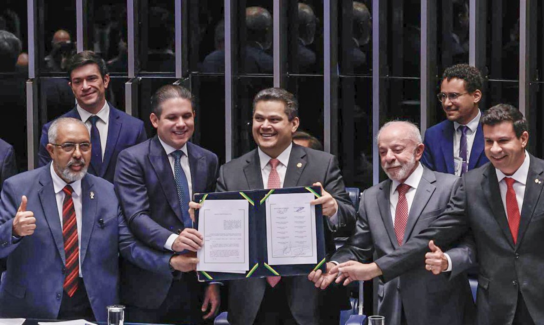 O presidente do Congresso, Davi Alcolumbre, destacou que os impactos da medida 