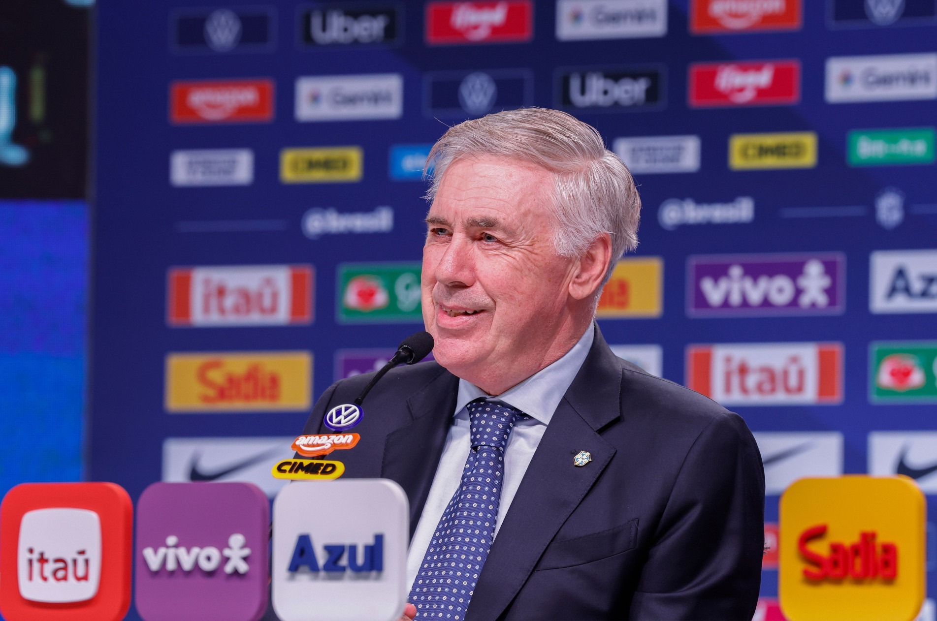 Técnico comandará seleção 
em jogos com Japão e Singapura