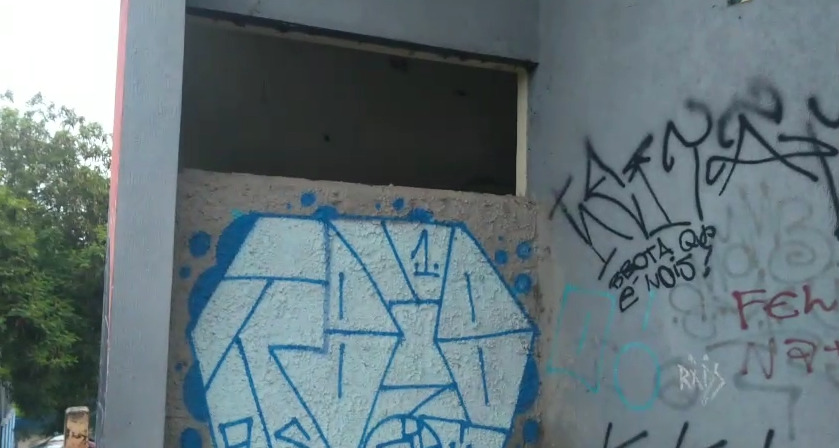 Local fica perto de 
uma escola municipal