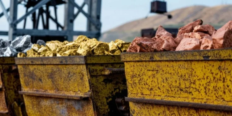 Ao lado do Brasil, foi encontrado um dos maiores depósitos de prata, cobre e ouro do mundo em 2025