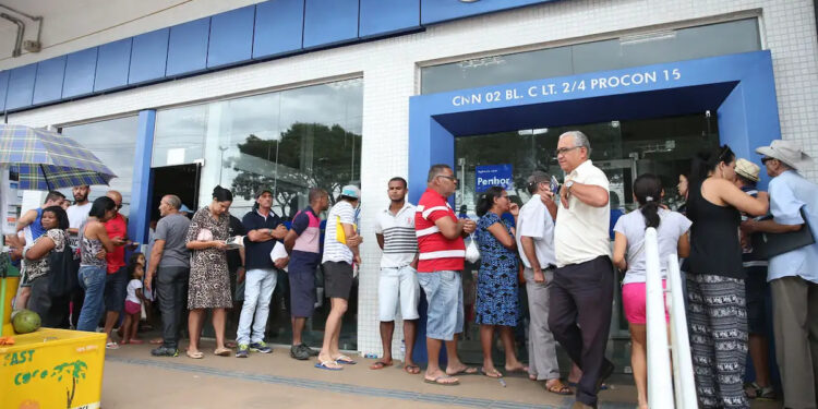 Caixa faz comunicado importante sobre o FGTS