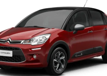 Substituto do Citroën C3 ganha desconto de R$ 15 mil, câmbio de 6 marchas e acelera de 0 a 100 km/h em 12,9 segundos