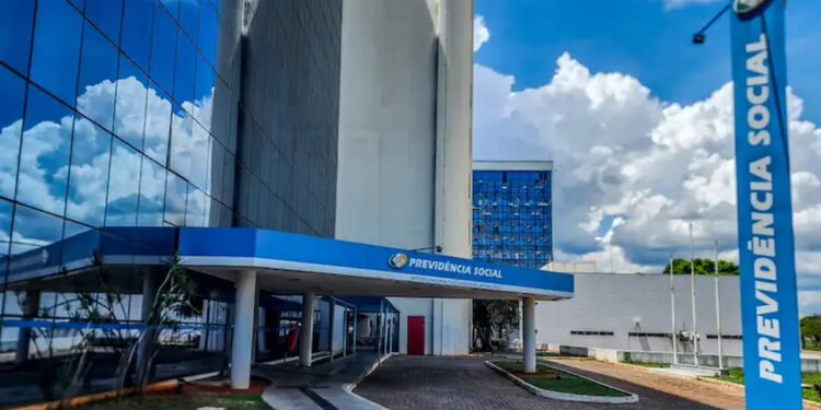 Pessoas com esse problema de visão podem ter direito a receber R$ 150 mil do INSS