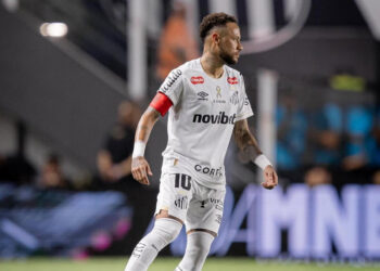 A mansão de R$ 73 milhões de Neymar para a Copa do Mundo conta com 16 quartos, 20 banheiros e muito mais