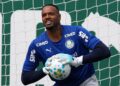 Santos acerta a saída de zagueiro, e Palmeiras define a chegada de reforço para o gol
