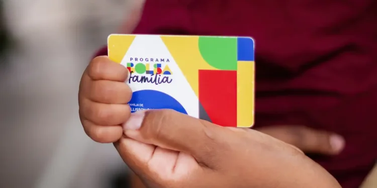 Agora é possível manter o Bolsa Família enquanto se troca o benefício por outro que paga R$ 1.621 por mês