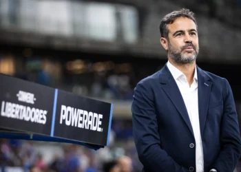 Cruzeiro prepara oferta para zagueiro e ofereceu 8 milhões de dólares para atacante