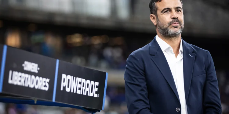 Cruzeiro prepara oferta para zagueiro e ofereceu 8 milhões de dólares para atacante