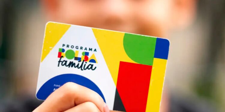 Beneficiários do Bolsa Família que se enquadram nestas 4 situações podem receber visita do CRAS