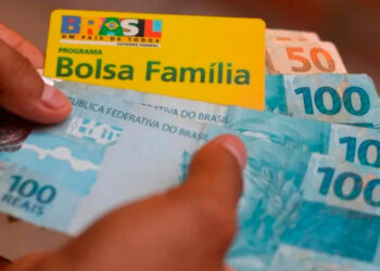 Estado que mais cresceu no Brasil em 2026 paga benefício extra de R$ 300 para beneficiários do Bolsa Família