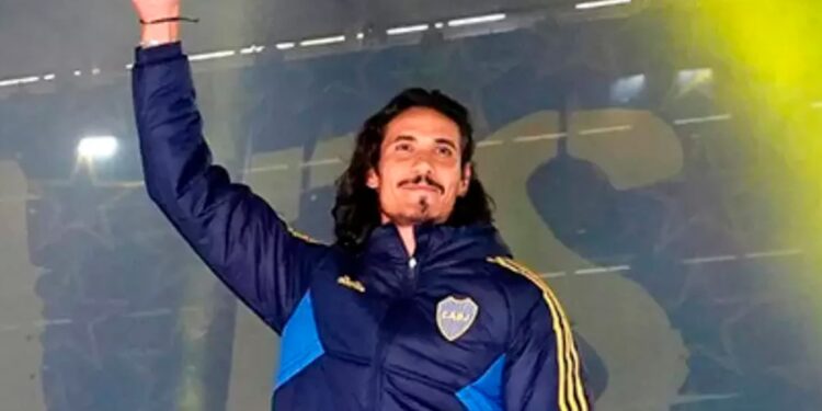 Com salário de cerca de R$ 1 milhão, Cavani pode reforçar clube da Série A do Brasileirão