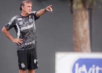 Santos acerta a saída de zagueiro, e Palmeiras define a chegada de reforço para o gol