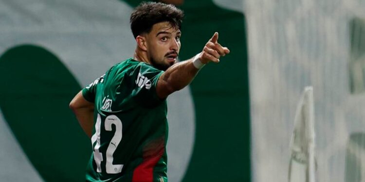 Palmeiras aceita proposta de R$ 267 milhões para vender o atacante Flaco López; por menos que isso, não há negócio