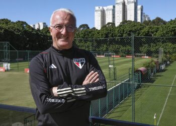 Enquanto São Paulo e Botafogo negociam troca, Palmeiras pensa em dois jogadores da Seleção Brasileira