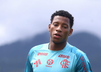 Flamengo aceita proposta de R$ 177 milhões para vender Plata