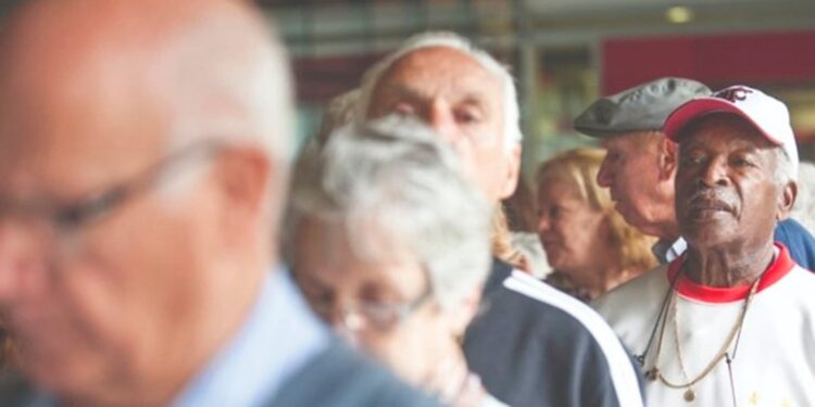 Brasileiros com mais de 60 anos têm direito garantido que não vem sendo entregue a todos