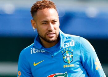 Ancelotti toma decisão sobre a estreia de Neymar na Copa do Mundo