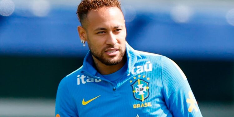 Ancelotti toma decisão sobre a estreia de Neymar na Copa do Mundo