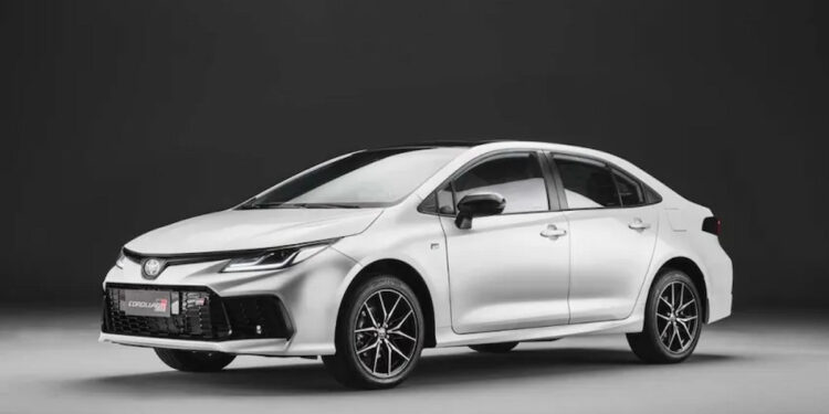 Substituto do Corolla é mais econômico, faz 23 km/l e sai por até R$ 165 mil